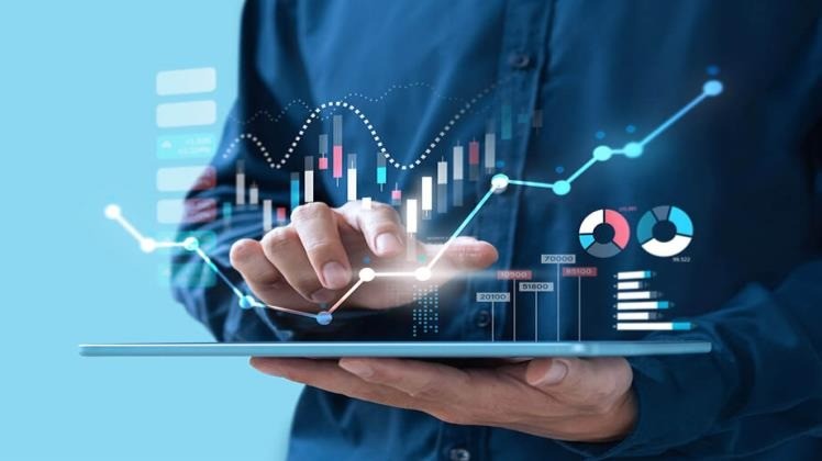 Financial Reporting and Automated Invoices